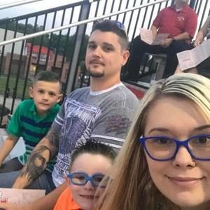 Meet your Posher, Carrie